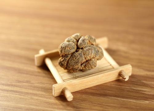 三七